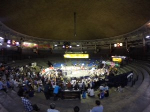 Muay Thai fights at Rajadamnern Stadium.